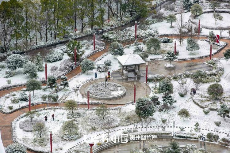 贵州安顺附近哪里可以看雪景，贵阳水果防滑种植基地在哪里。 贵州安顺附近哪里可以看雪景，贵阳水果防滑种植基地在哪里。 畜牧养殖